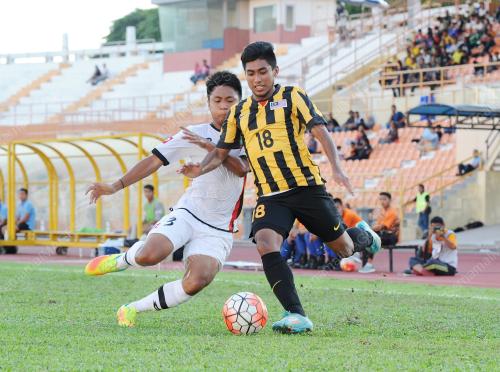 NS15_08102016_BOLA_PERSAHABATAN