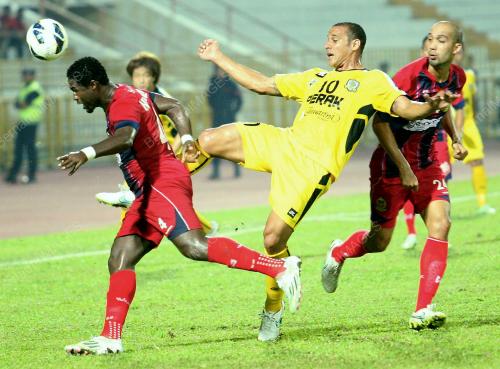 NS15_14022015_LIGA_PERDANA