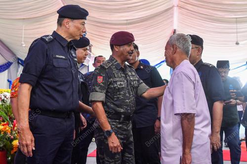 TAN SRI RAZARUDIN HUSAIN