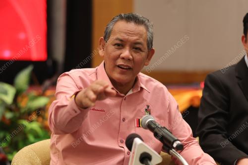 DATUK SERI AMINUDDIN HARUN