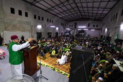 NS15_26042018_HADI_AWANG_PAS