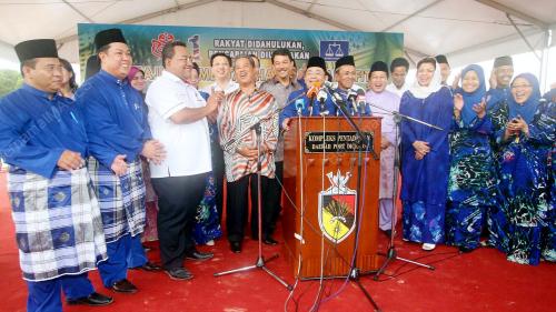 MOHD ISA ABDUL SAMAD
