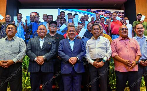 DATUK SERI AMINUDDIN HARUN