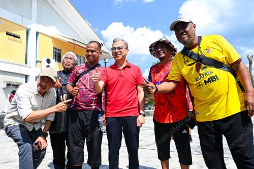 DATUK FAHMI FADZIL
