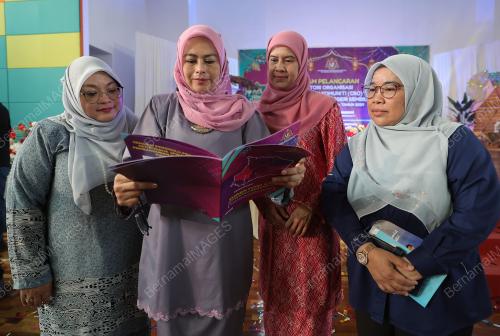 DATUK SERI DR NORAINI AHMAD
