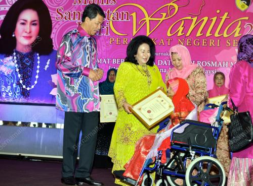 NS16_27082016_ROSMAH_WANITA