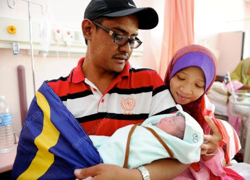 NS16_31082015_BAYI_MERDEKA