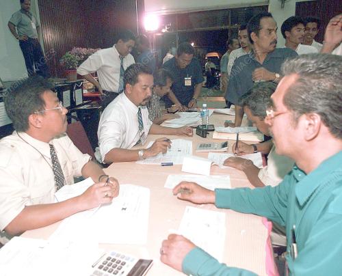 NS17-10_06_2000_SEMAK_UNDI_08012016