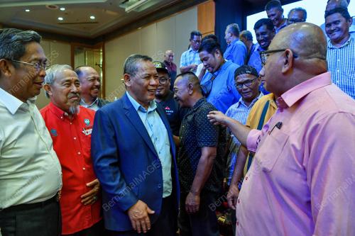 DATUK SERI AMINUDDIN HARUN