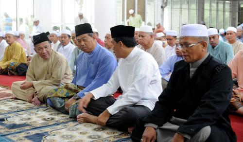 NS17_26042013_MUHYIDDIN_LAWAT