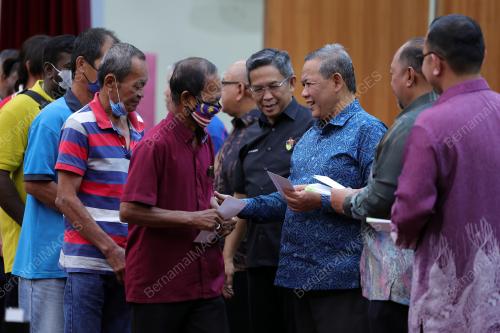 DATUK SERI AMINUDDIN HARUN
