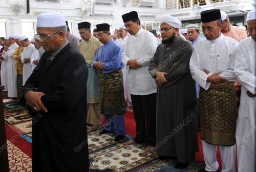 NS18_26042013_MUHYIDDIN_LAWAT
