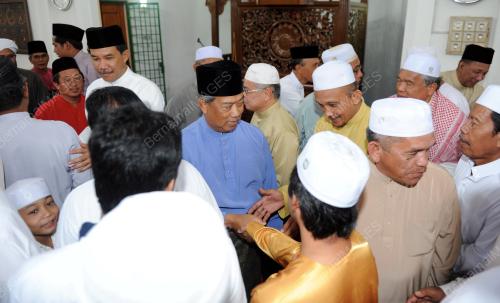 NS19_26042013_MUHYIDDIN_LAWAT