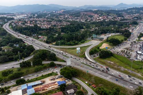 ALIRAN TRAFIK LEBUHRAYA UTARA-SELATAN