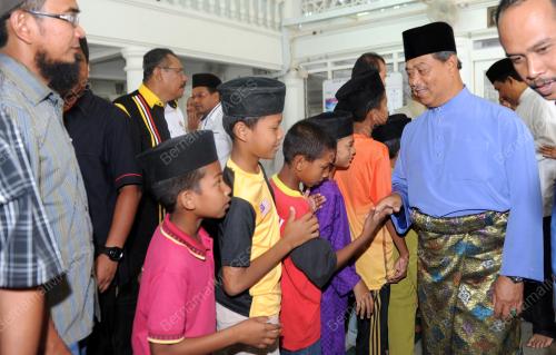 NS20_26042013_MUHYIDDIN_LAWAT