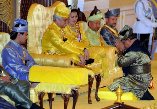 TUANKU MUHRIZ IBNI ALMARHUM TUANKU MUNAIWR