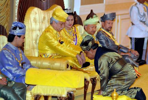 TUANKU MUHRIZ IBNI ALMARHUM TUANKU MUNAIWR