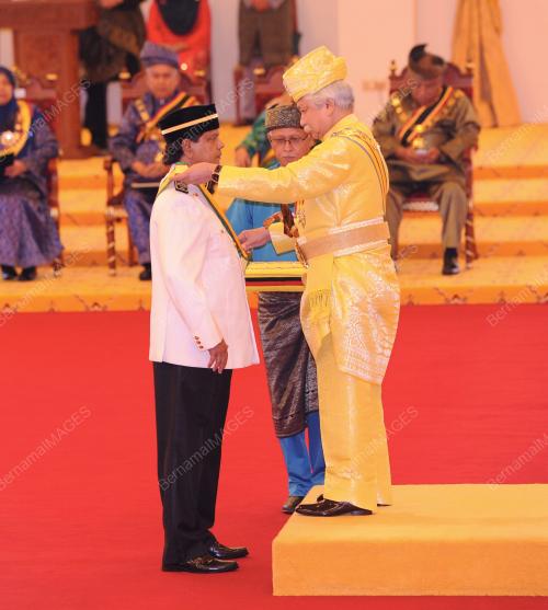 NS22_19012017_TUANKU_MUHRIZ