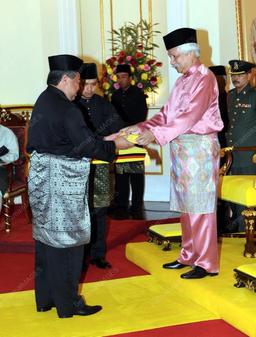 NS22_22052013_ANGKAT_SUMPAH