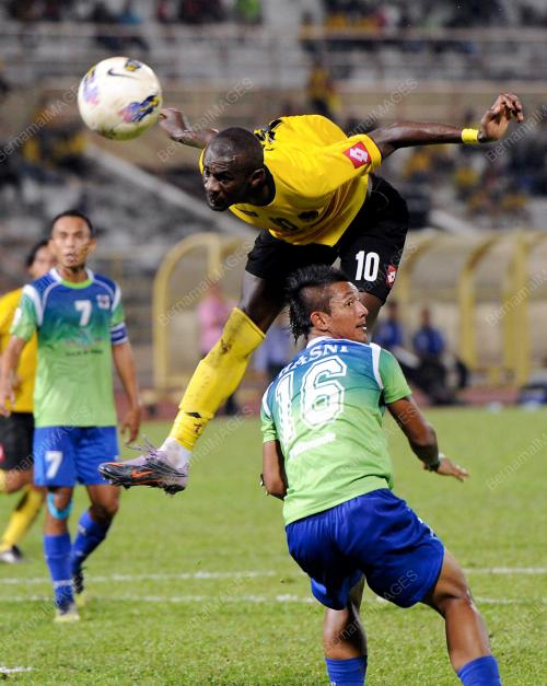 NS23_12052012_LIGA_SUPER