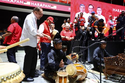 DATUK SERI ANWAR IBRAHIM