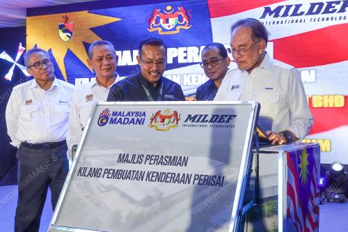 DATUK SERI ANWAR IBRAHIM
