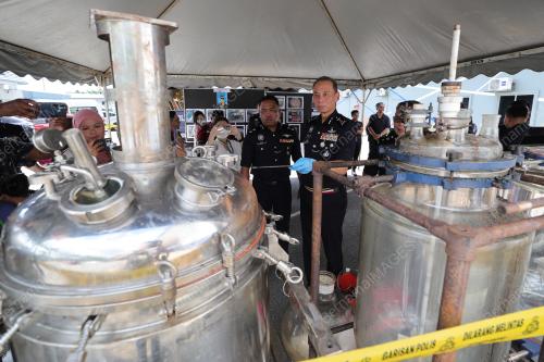 DATUK AHMAD DZAFFIR MOHD YUSSOF