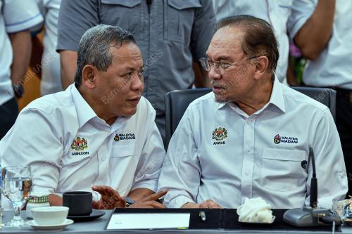 DATUK SERI ANWAR IBRAHIM