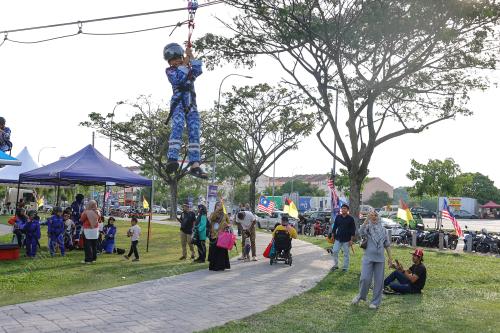 ANGKATAN PERTAHANAN AWAM