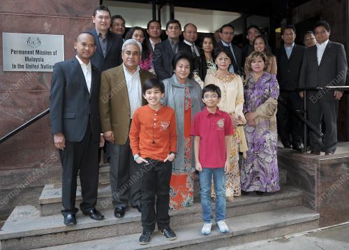NY02_03032012_ROSMAH