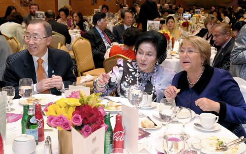 NY08_03032012_ROSMAH_UN