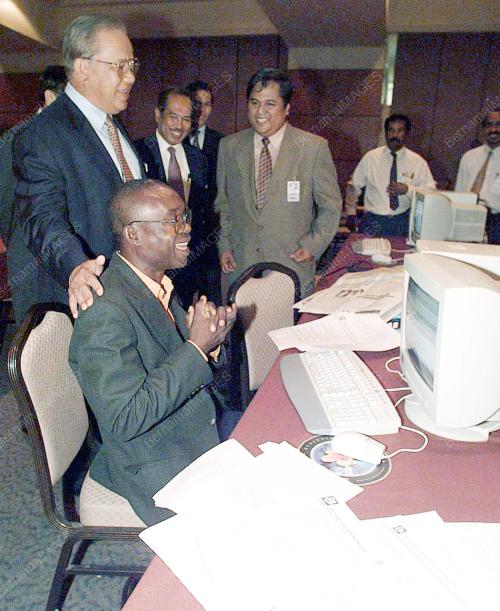 OIC08-26_06_2000_MEDIA_NIGERIA_08012016