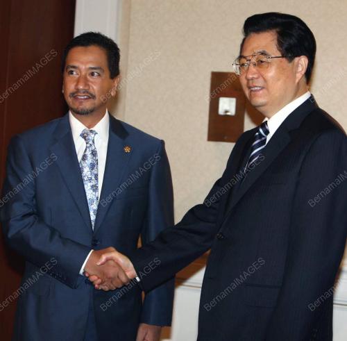 TUANKU MIZAN ZAINAL ABIDIN