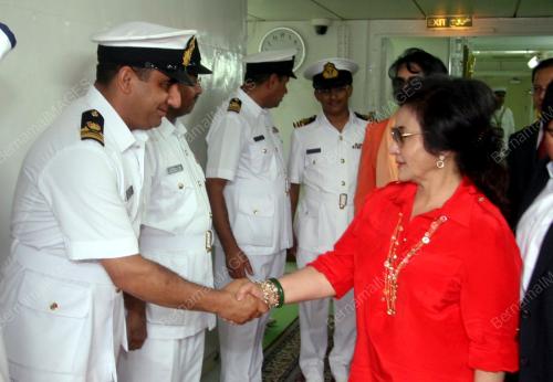OMN05_18012011_DATIN_ROSMAH