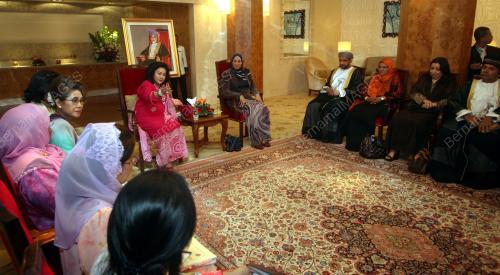 OMN07_17012011_DATIN_ROSMAH