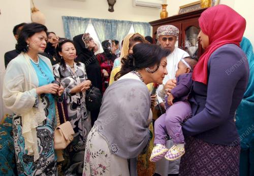 OMN27_18012011_ROSMAH