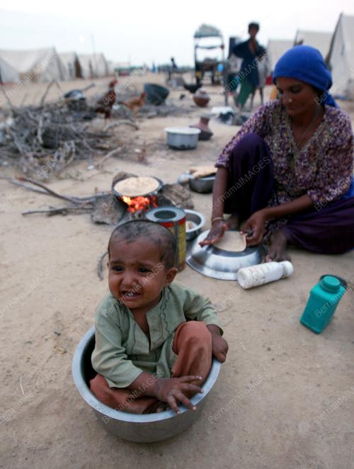 MISI BANTUAN KEMANUSIAAN KE PAKISTAN