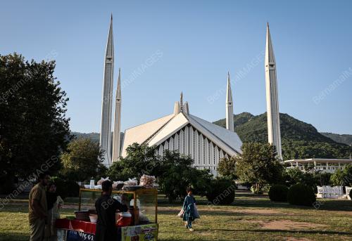 MASJID FAISAL