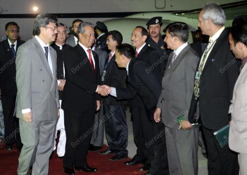 PAK02_22112012_DEVELOPING-8