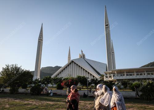 MASJID FAISAL
