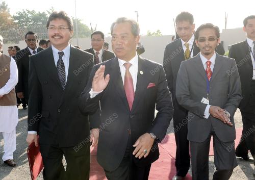 PAK06_22112012_DEVELOPING-8