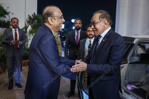 DATUK SERI ANWAR IBRAHIM