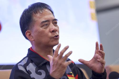DATUK HII CHANG KEE