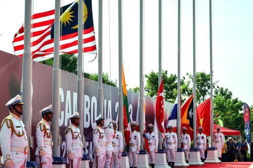 UPACARA MENAIKKAN BENDERA APG KE-12 2023