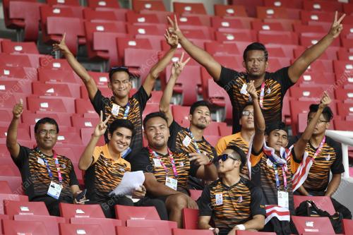 PARA06_08102018_LOMPAT_JAUH