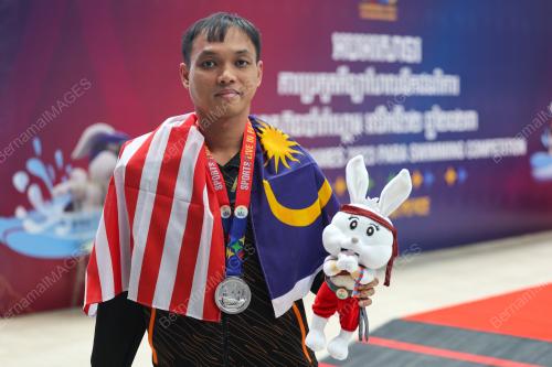 RENANG PARA
