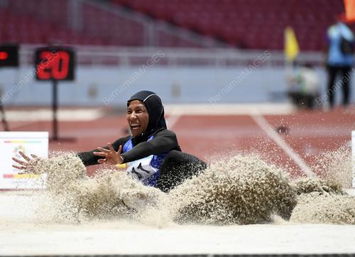PARA07_08102018_LOMPAT_JAUH