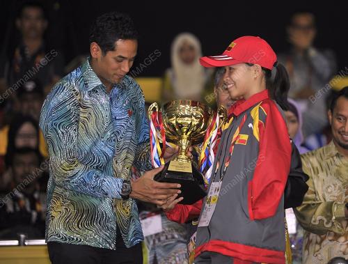 PARA11_10082016_KHAIRY