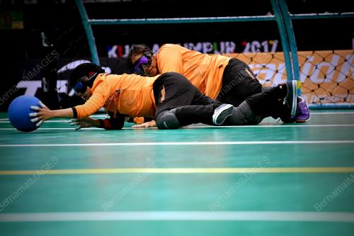 PARA13_17092017_GOALBALL_WOMAN