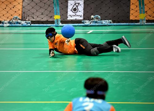 PARA14_17092017_GOALBALL_WOMAN